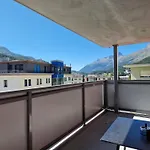 Flora - Sunflower Apartment St. Moritz