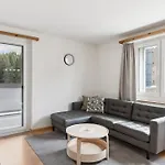 Flora - Sunflower Apartment *