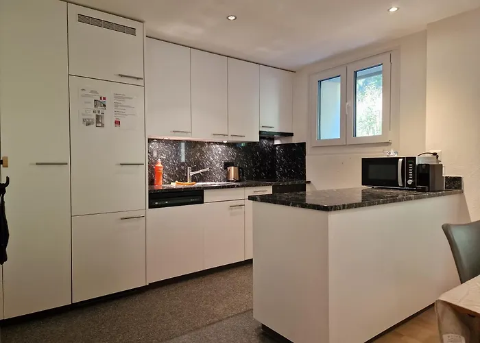 Flora - Sunflower Apartman St. Moritz