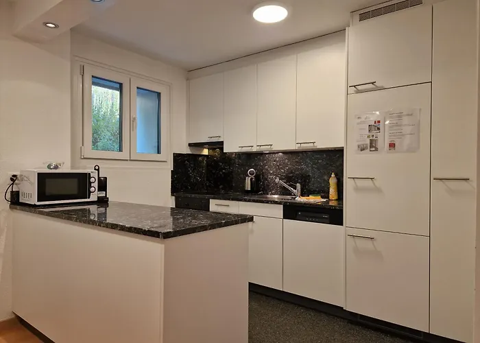 Flora - Sunflower Apartman St. Moritz